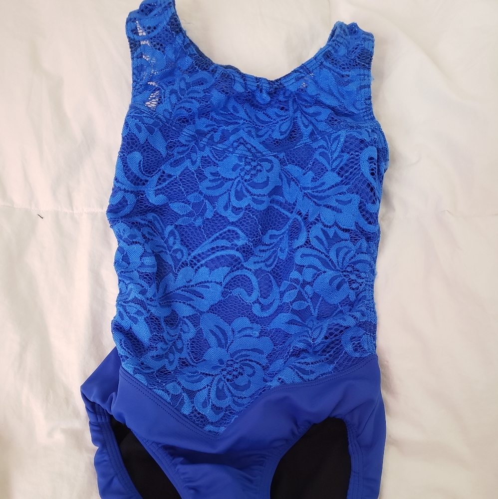 Niva Miche girls size L leo